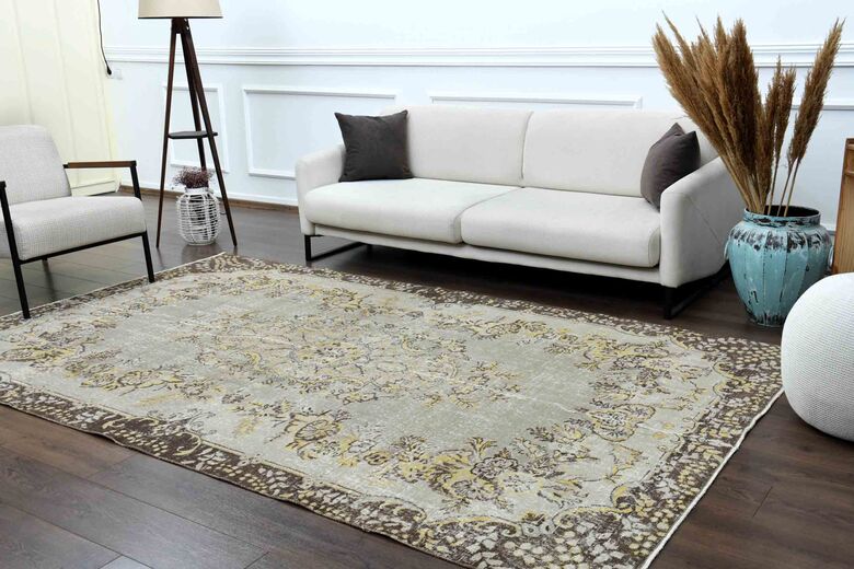 Vintage Living Room Rug