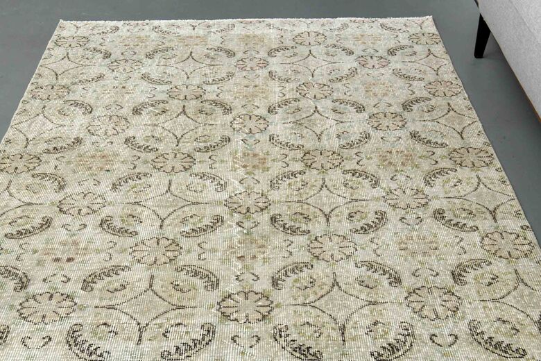 Floral Vintage Turkish Rug