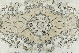 Vintage Oriental Turkish Rug - Thumbnail