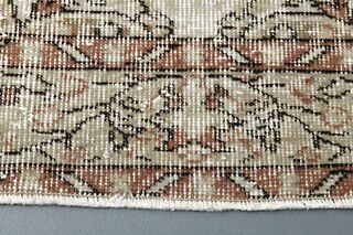 Neutral Bohemian Vintage Rug - Thumbnail