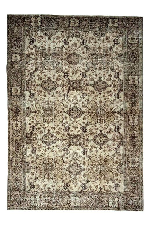 Oushak Turkish Wool Rug