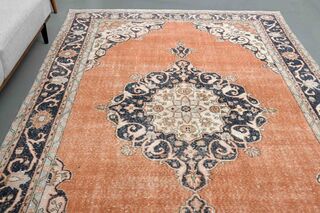 7x11 Medallion Vintage Turkish Rug - Thumbnail