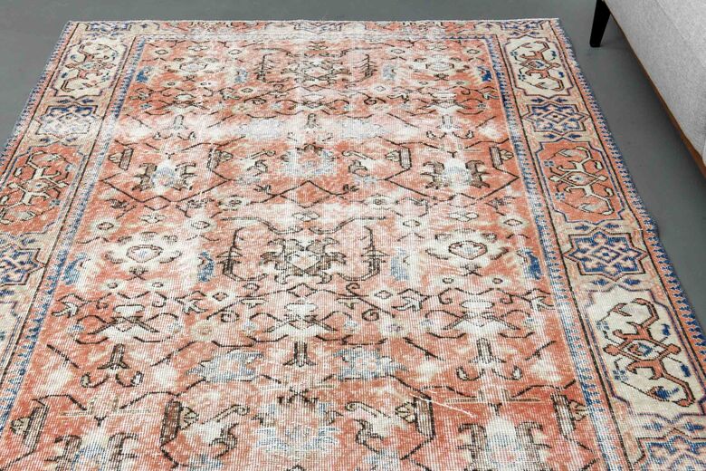 Auhentic Oushak Rug