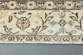 Minimal Details Vintage Turkish Rug - Thumbnail