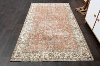 Farmhouse Decor Vintage Rug - Thumbnail