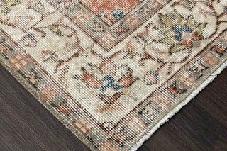 Farmhouse Decor Vintage Rug - Thumbnail