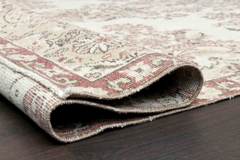 Minimalist Details Vintage Rug