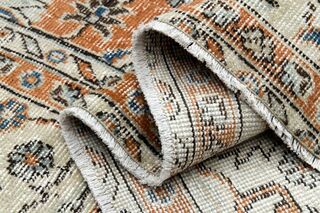 Farmhouse Decor Vintage Turkish Rug - Thumbnail