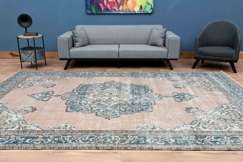 İnterior Designer Turkish Rug