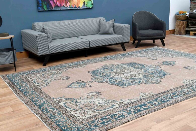 İnterior Designer Turkish Rug