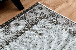 Antique Oushak Area Rug - Thumbnail