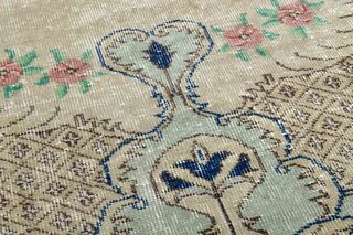 Original Vintage Wool Turkish Rug - Thumbnail