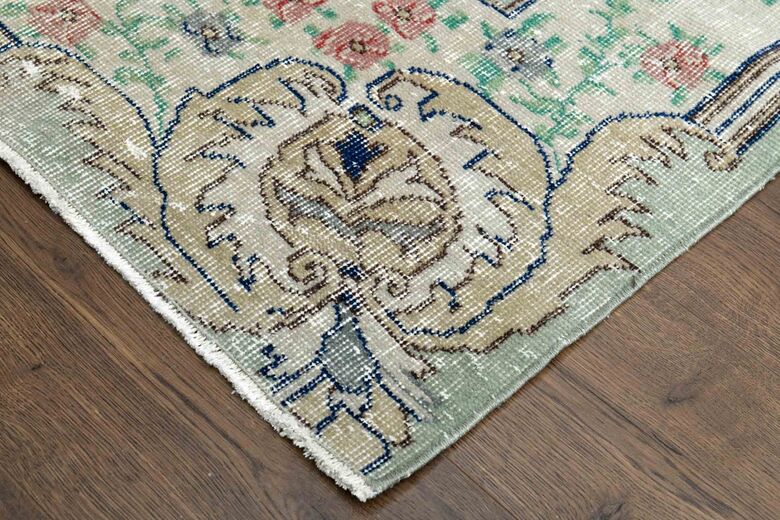 Original Vintage Wool Turkish Rug