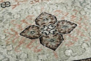 Wool Floral Pattern Turkish Area Rug - Thumbnail