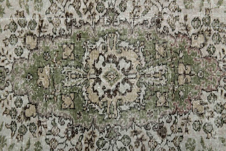 Floral Pattern Vintage Turkish Rug