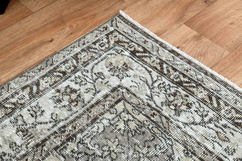 Handmade Vintage Rug