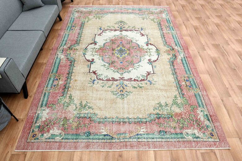 Colorful Oriental Turkish Rug