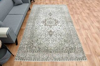 Vintage Oriental Turkish Area Rug - Thumbnail