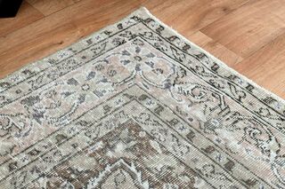 Vintage Oriental Turkish Area Rug - Thumbnail