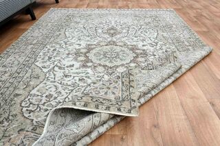 Vintage Oriental Turkish Area Rug - Thumbnail